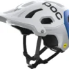 POC Tectal Race MIPS Mountainbike-Helm - Hydrogen White/Opal Blue Metallic/Matt